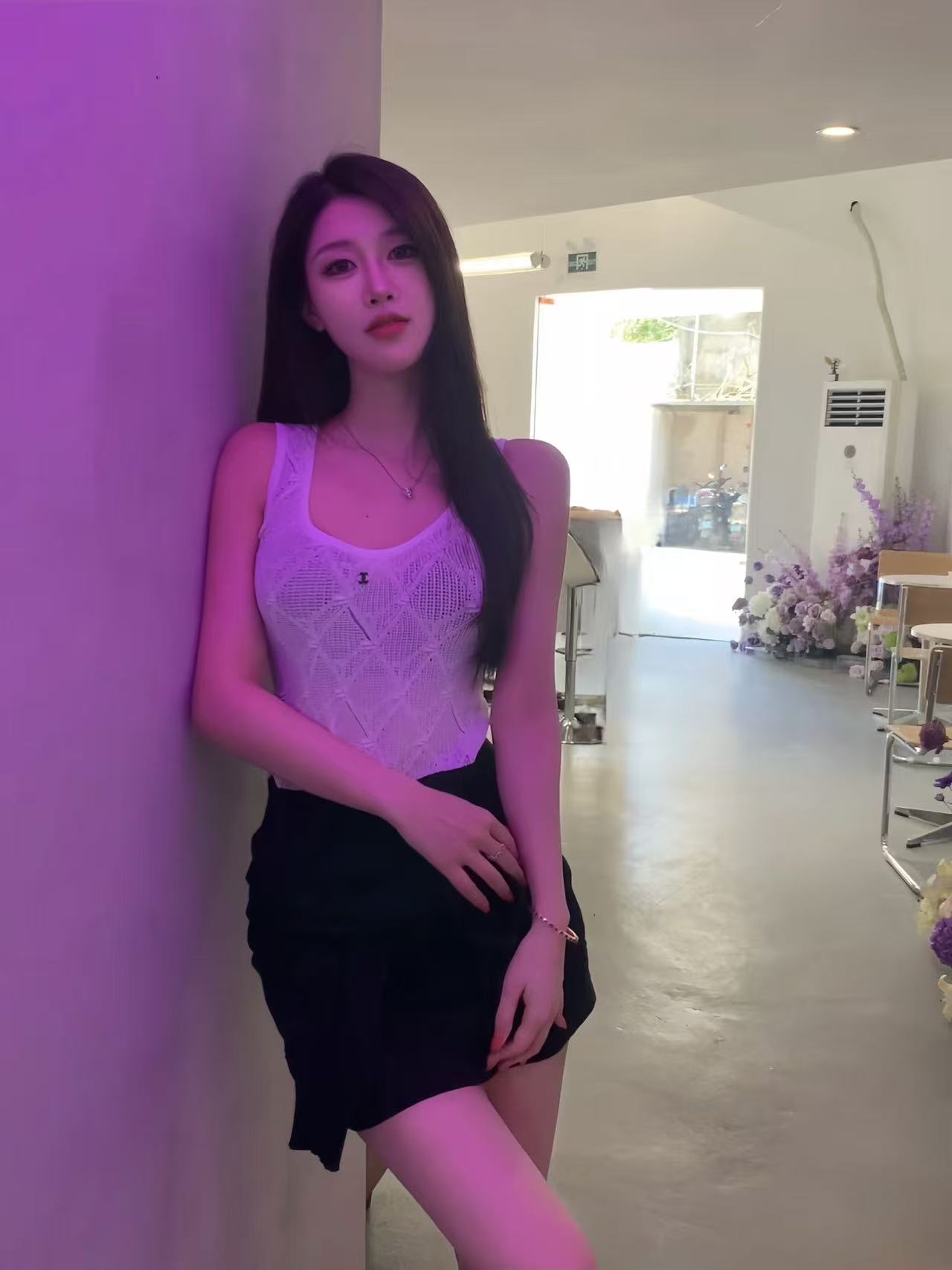 Professional massage therapist 11